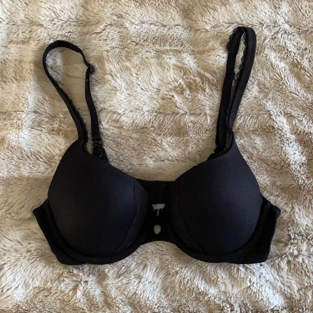 Victoria's Secret Black Underwire T-Shirt Bra